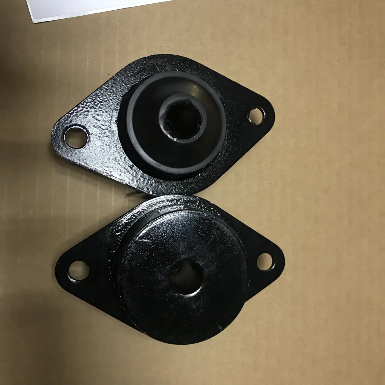 

Suitable for Sullair screw air compressor shock pad 250042-541