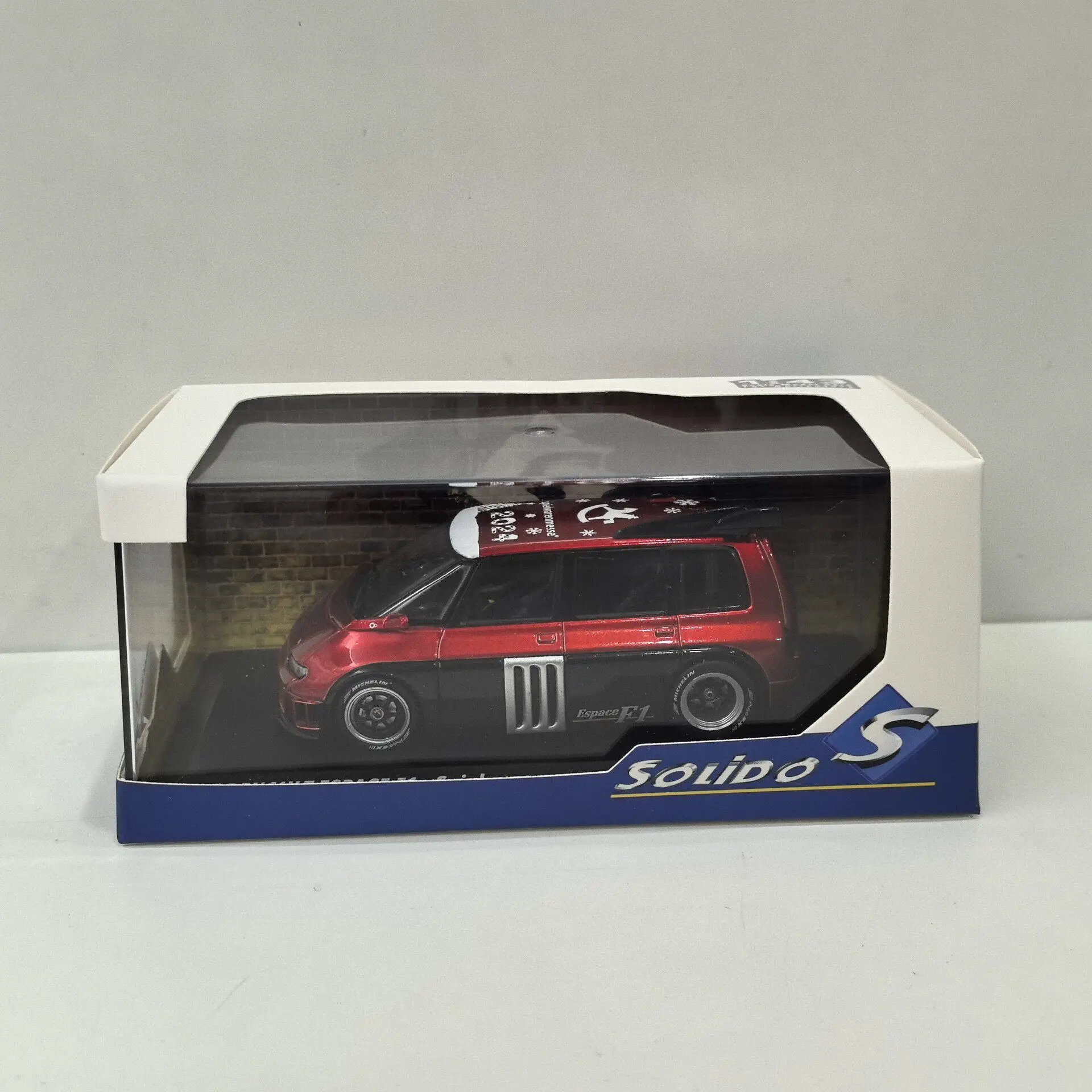 

Diecast IXO 1/43 Scale RENAULT ESPACE F1 2024 25 Alloy Car Model