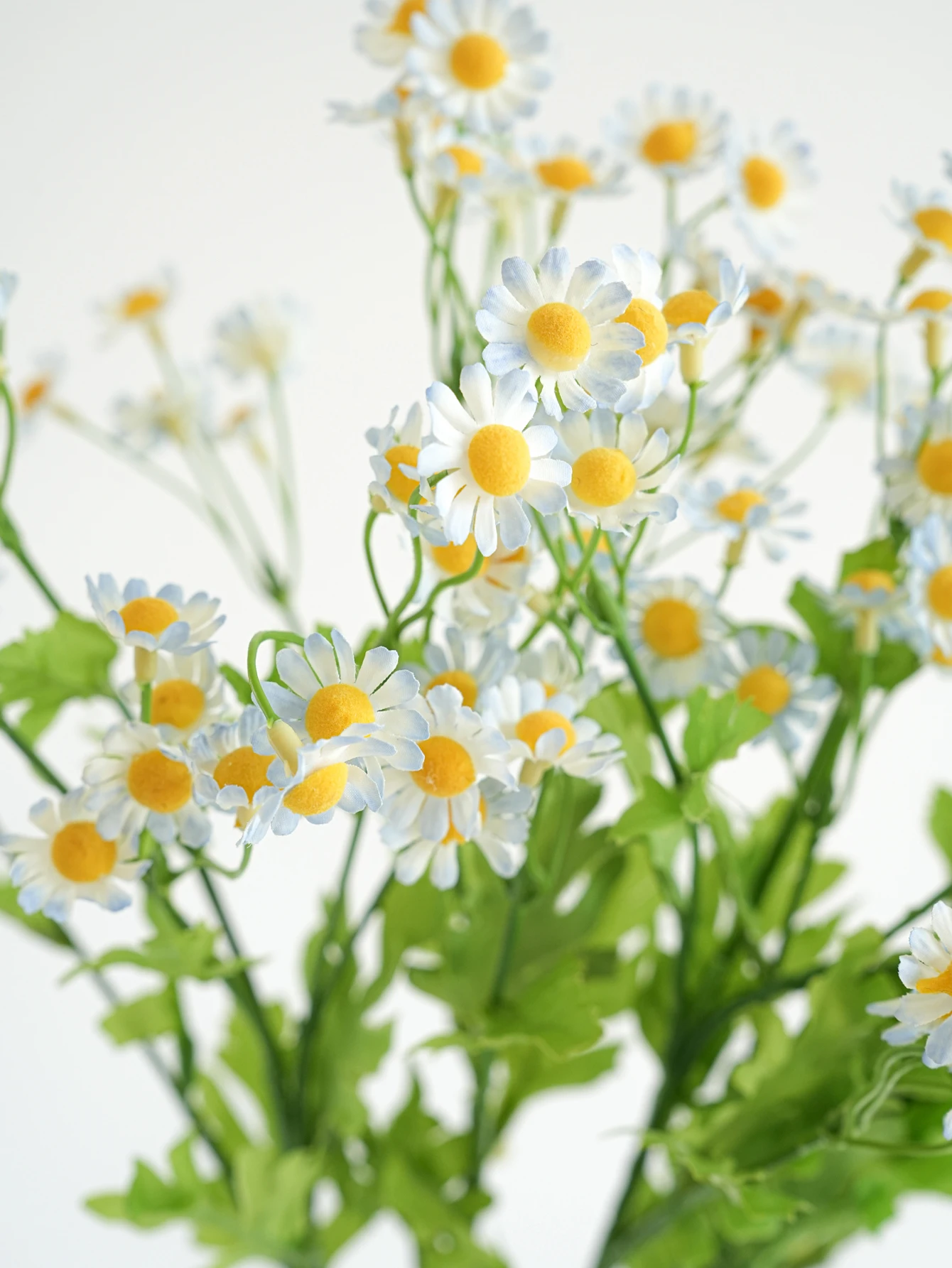 Blue Little Daisy Artificial Flower Chamomiles White Mini Daisies Flower Boupuet Decoration Bride Wedding Flower Bouquet