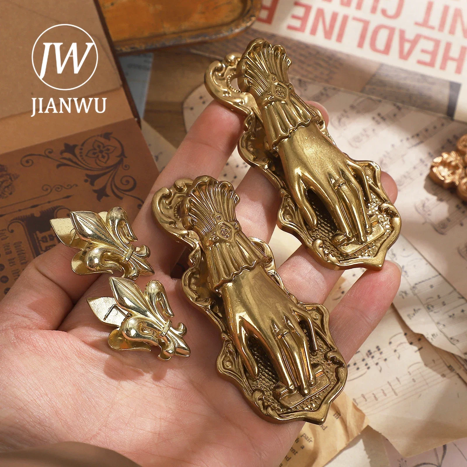 JIANWU Vintage Lady\'s Hand Alloy Clip Bill Clip Old Travel Note Clip Creative DIY Journal Tools Student Supplies Stationery