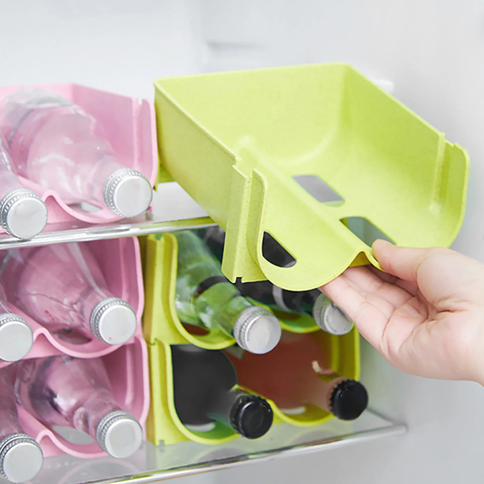 

1pc Water Bottle Organizer Plastic Fridge Drink Storage Box Holder Refrigerator Stackable Storage Fridge Organizer Shelves