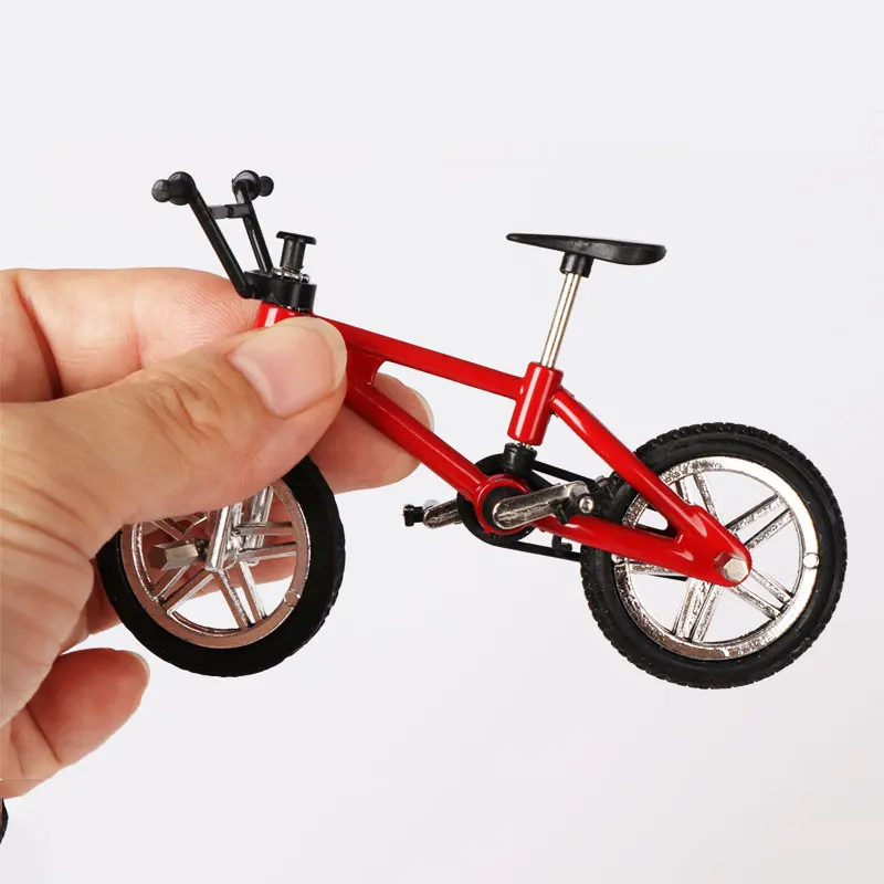 Mini Finger Skateboard Bike Bicycle Model Toys Dolls Furniture Accessories for Ob11 Bjd 1/6 Miniature Dollhouse Decor Kids Gift