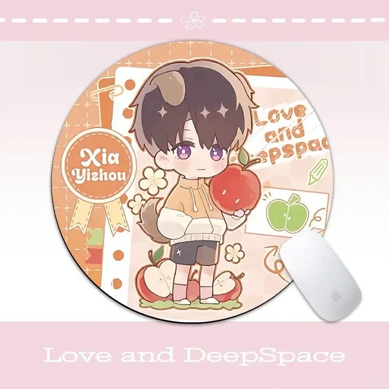Q-version [الحب والمساحة العميقة] لوحة ماوس Qi Yu Shen Xing لوحة طاولة عودة كرتونية متينة، مقاومة للاهتراء، مضادة للانزلاق، قابلة للغسل