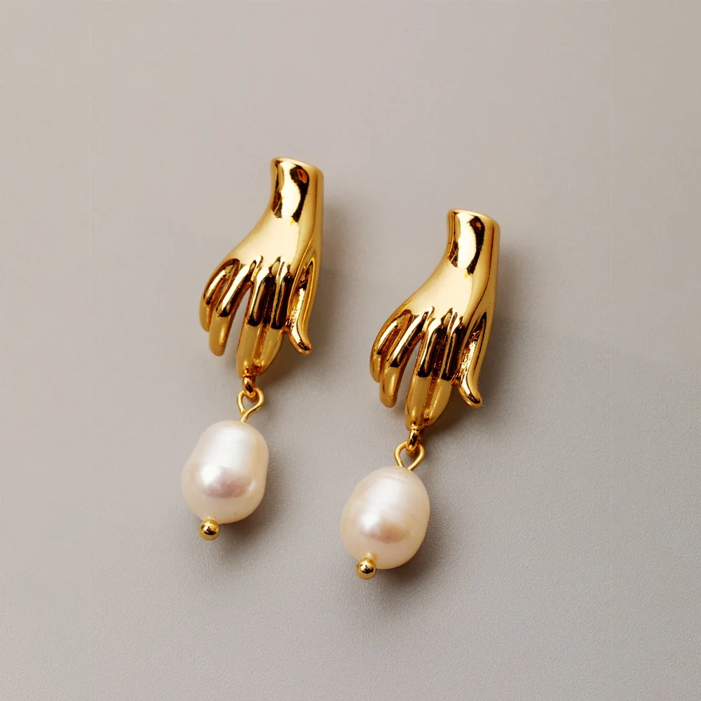 

High-quality Handmade Dangle Earrings with Baroque Pearls – Fashionable and Trendy Jewelry for Women