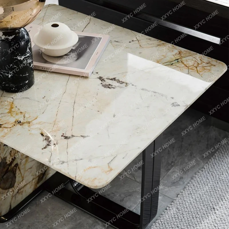 

Минималистичный уголок из натурального мрамора, современный роскошный каменный уголок в стиле минимализм.