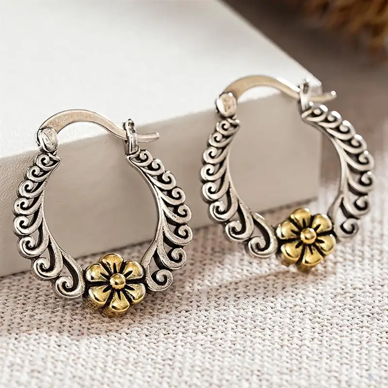 Huitan Zweifarbige Damen-Creolen, zweifarbige Blumen-Accessoires für Party, Alltag, elegante Hochzeit, vielseitiger Metallschmuck für Damen
