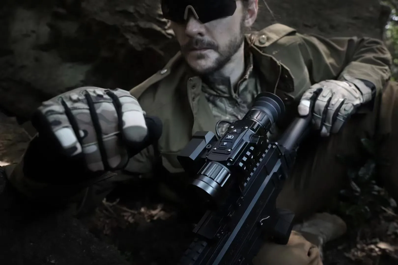 DX35V Night Vision Monocular Tube IR Infrared Night Vision Scope with Mount Hunting Night Vision Enforcement Hunting