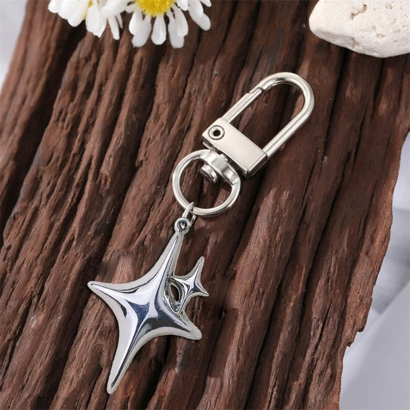 Trendy Hollow Star Keychain for Women Y2K Jewelry Metal Keyring for Women Men