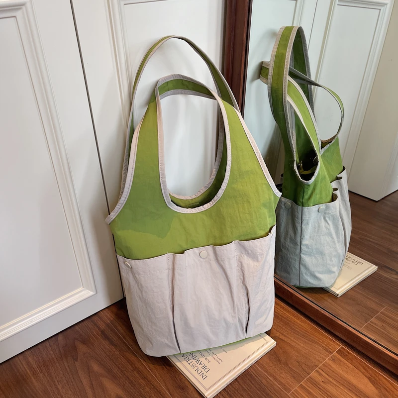 

Zipper Nylon Large Capacity Shoulder Bags Patchwork Fashion Women's Bags 2025 Hot Sale Simple Soft Versatile Women's Handbags