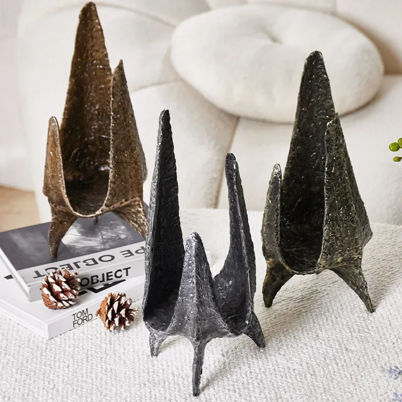 Nordic Abstract Geometric Cone Sculpture Modern Minimalist 3D Desktop Ornament for Living Room Hotel Entrance Decor Creative