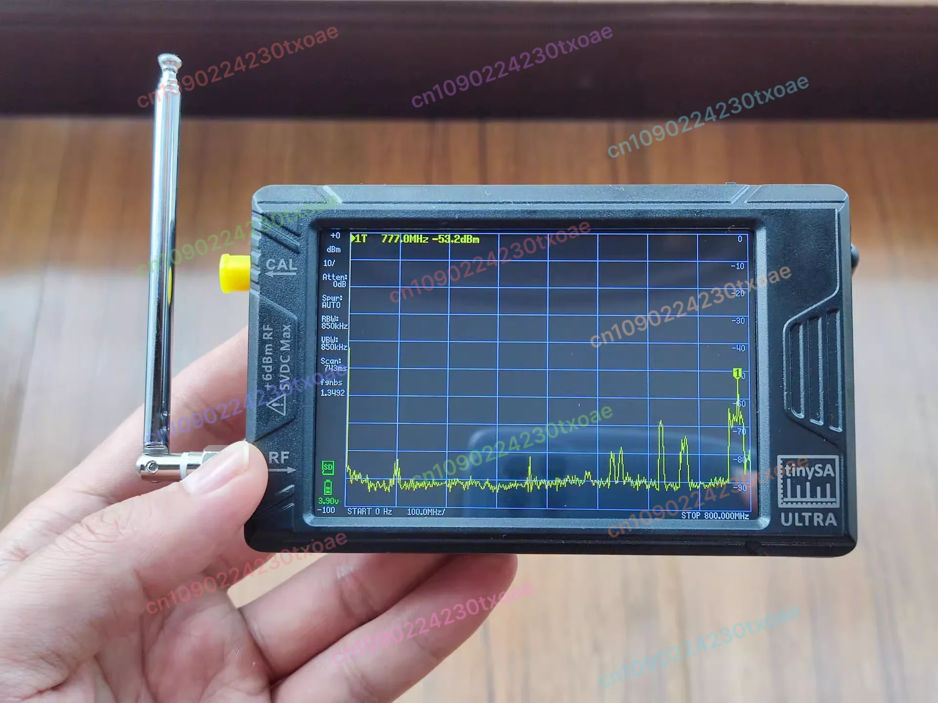 Picture 5: 4 Inch Handheld Spectrum Analyzer 100kHz-6GHz Portable RF Signal Detector for Drone Communication Testing