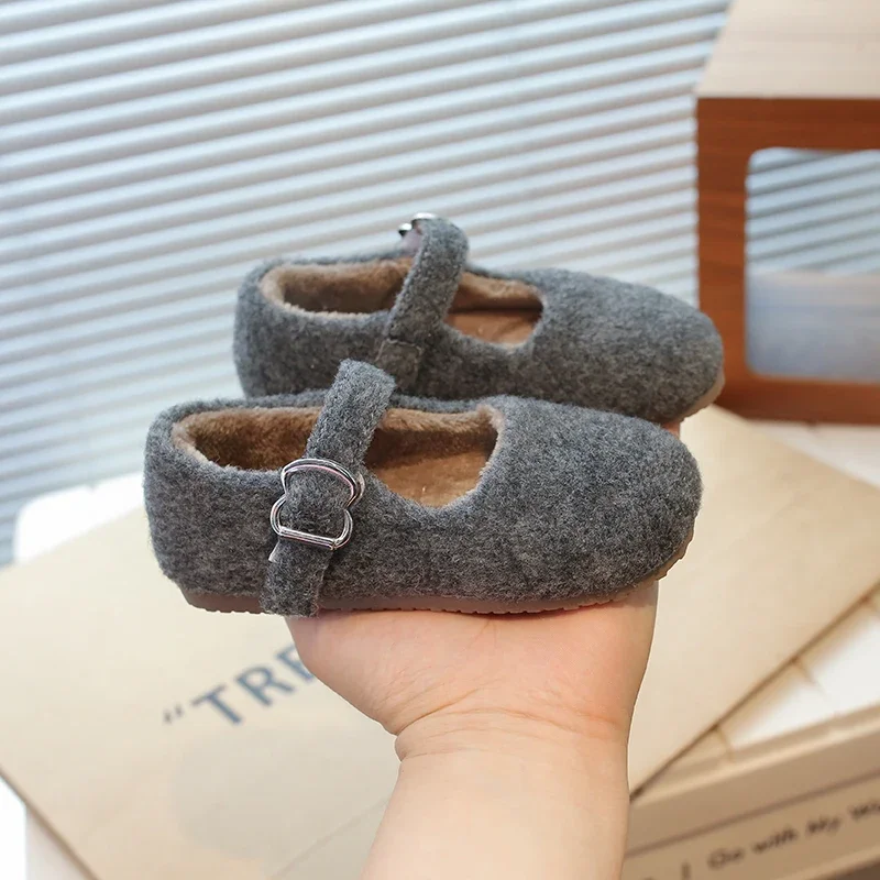 Solid Fleece Baby Girls Flats Shoes Autumn Winter Warm Plush Children Casual Shoes Hook Loop Shallow Toddler Kids Mary Janes