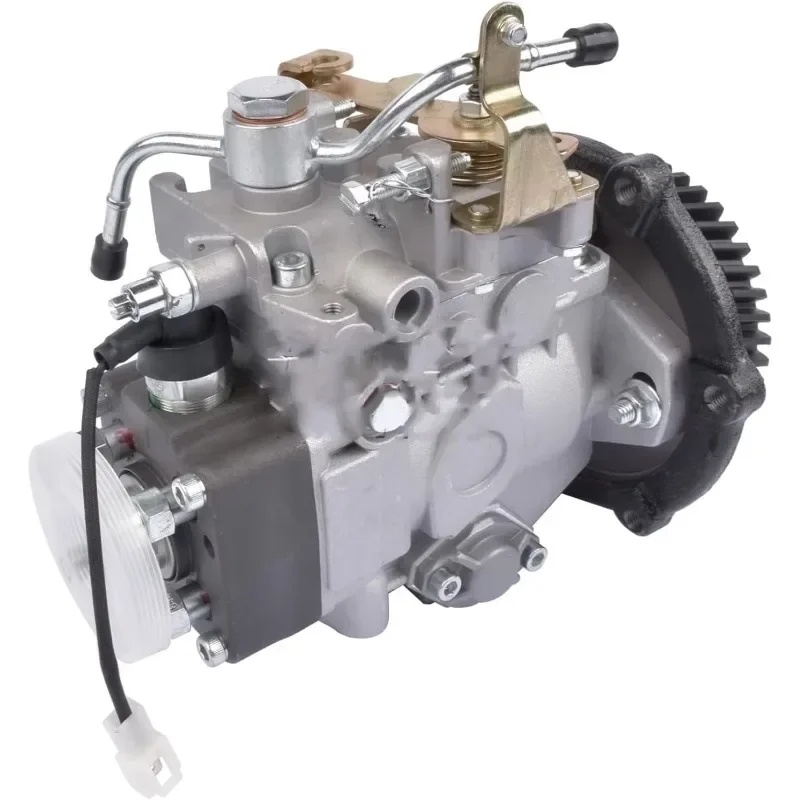 NEW Fuel Injection Pump 8-97020390-1 104741-6731 for Isuzu 4JB1 Engine for Bobcat 843 Skid Steer Loader