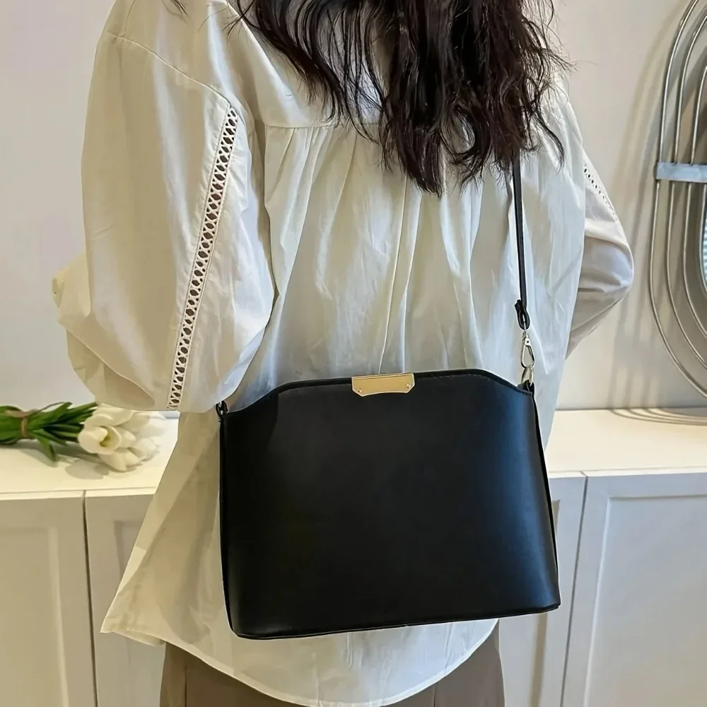 

Minimalist Crossbody Bag, Stylish Hobo Bag with Metal Decor, Simple Ladies' Crossbody, Luxury Bag, Retro Shell Handbags, Wallets