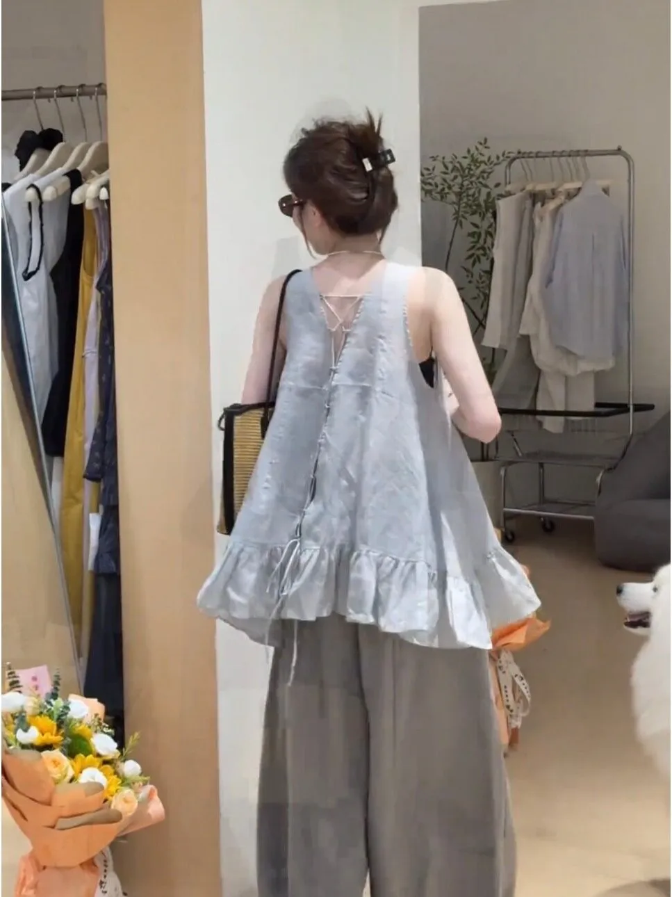 Summer New Women's Sleeveless Shirt V-neck Loose Fit Linen Top Belted Back Exposure Slimming Gauze  Casual Breathable