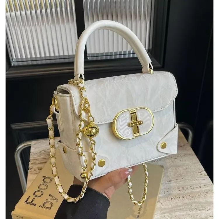 

2025 Новая роскошная мини-сумка для женщин, маленькая квадратная сумка через плечо с верхней ручкой, минималистичная сумка «день-ночь» для ежедневного использования