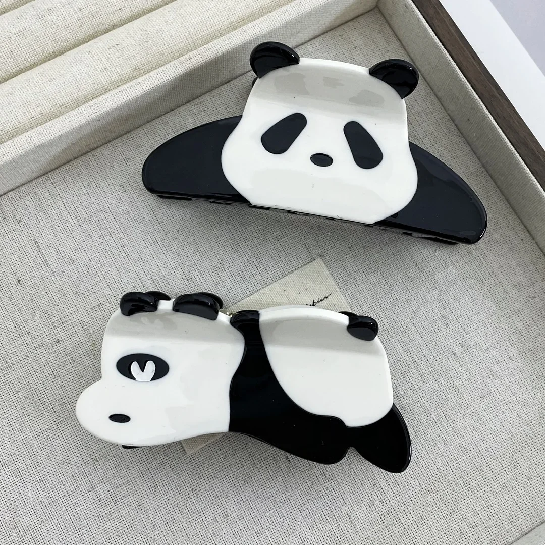 

Cute and Creative Hair Clip with Panda, Cat, Cow, Rabbit, Shark, and Vinegar Acid Fish Designs for Women 2024 New Hair Clip