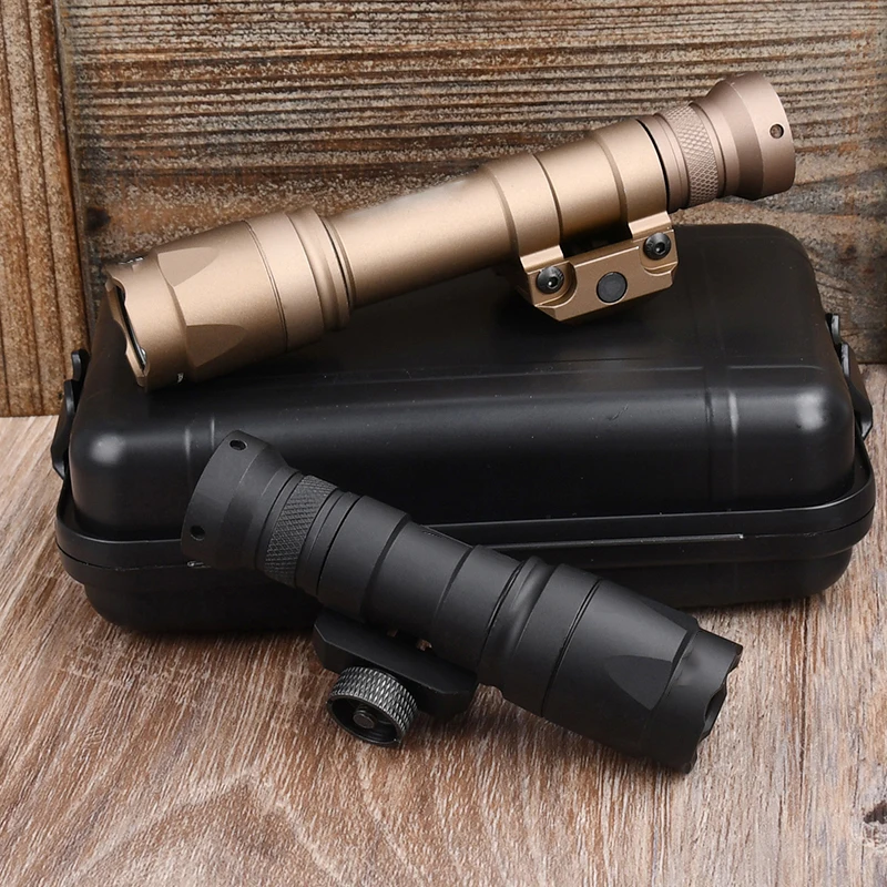 WADSN Tactical SF M600 M300 M600C Flashlight Hunting Weapon Light Airsoft Gun AR15 Rifle Torch Scout Light 20mm Picatinny Rail