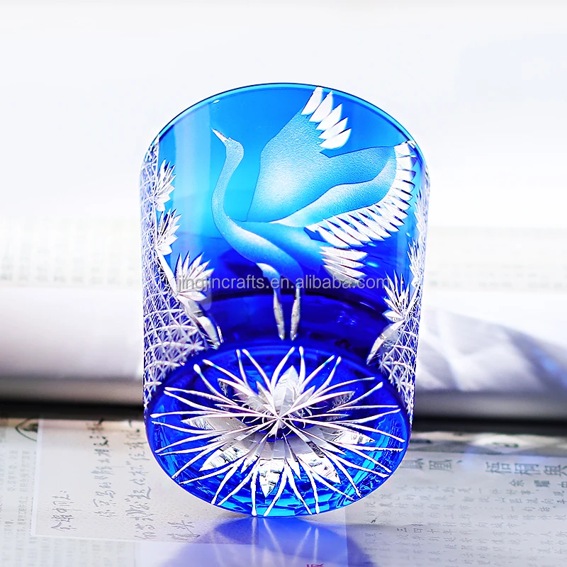 Японский стеклянный стакан для виски Edo Kiriko, 250 мл, прозрачный красный/прозрачный синий цвет, гравировка, стеклянный стиль