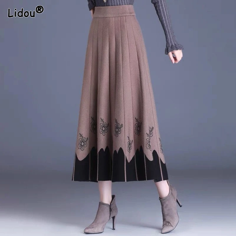 

2024 New Spring Elegance Fashion Elastic Waist Pit Stripe Contrast Color Printed Long A-line Thickened Knitted Skirt for Women