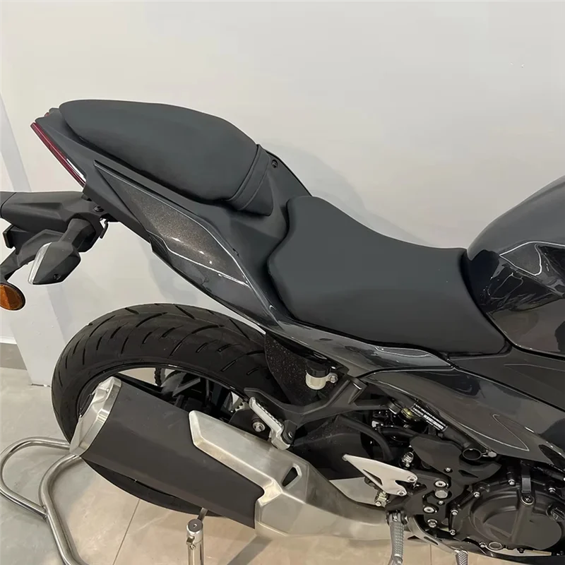 

Motorcycle Accessories Front Seat Cowl Cushion Pad For Kawasaki Ninja 500 Z500 2024-2026 Seat Cover