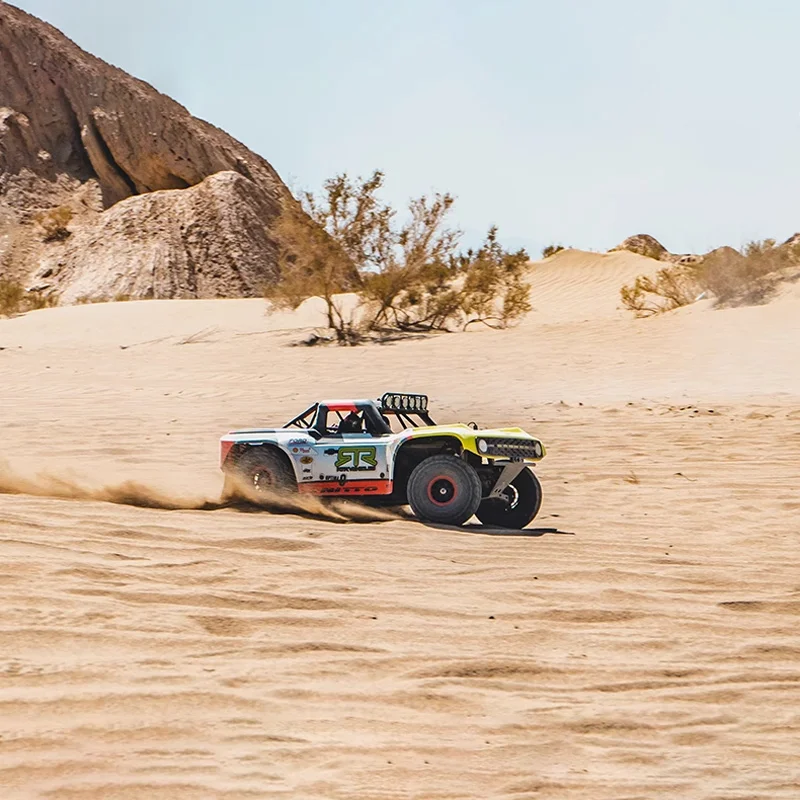 FMS 1/7 전문가용 브러시리스 고속 폭력 레이싱 숏카드 RC 무선 조종 모델 야외 4륜 구동