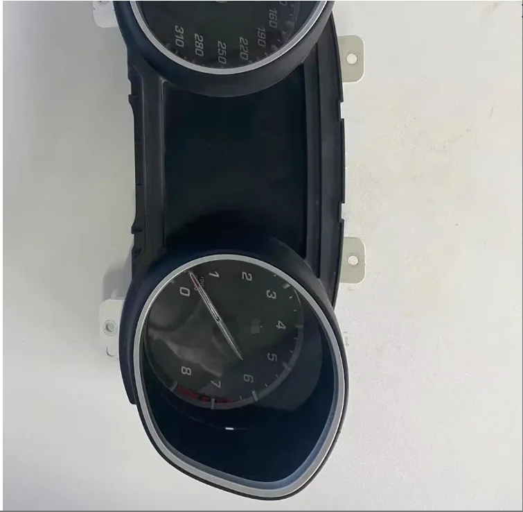 For Levante 2018 670102034 Quattroporte Ghibli GT Dashboard LED Digital LCD Display Replacement Used