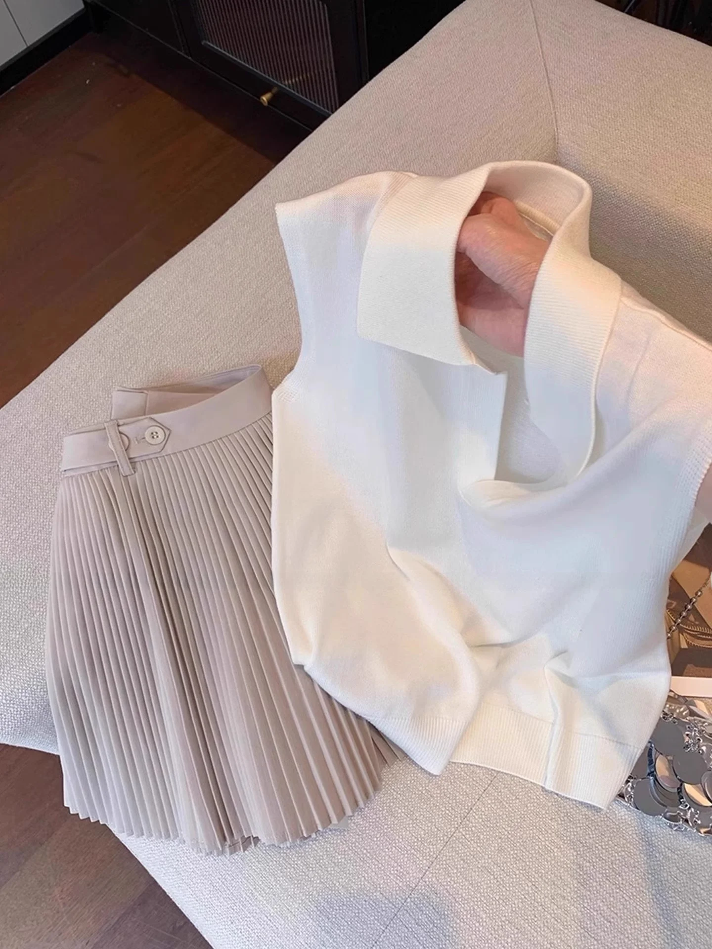 Faionable  Color Knitted Vest Svel Hoodie Skin-friendly Lazy Sle Women's Summer Top High-end Commute Sle