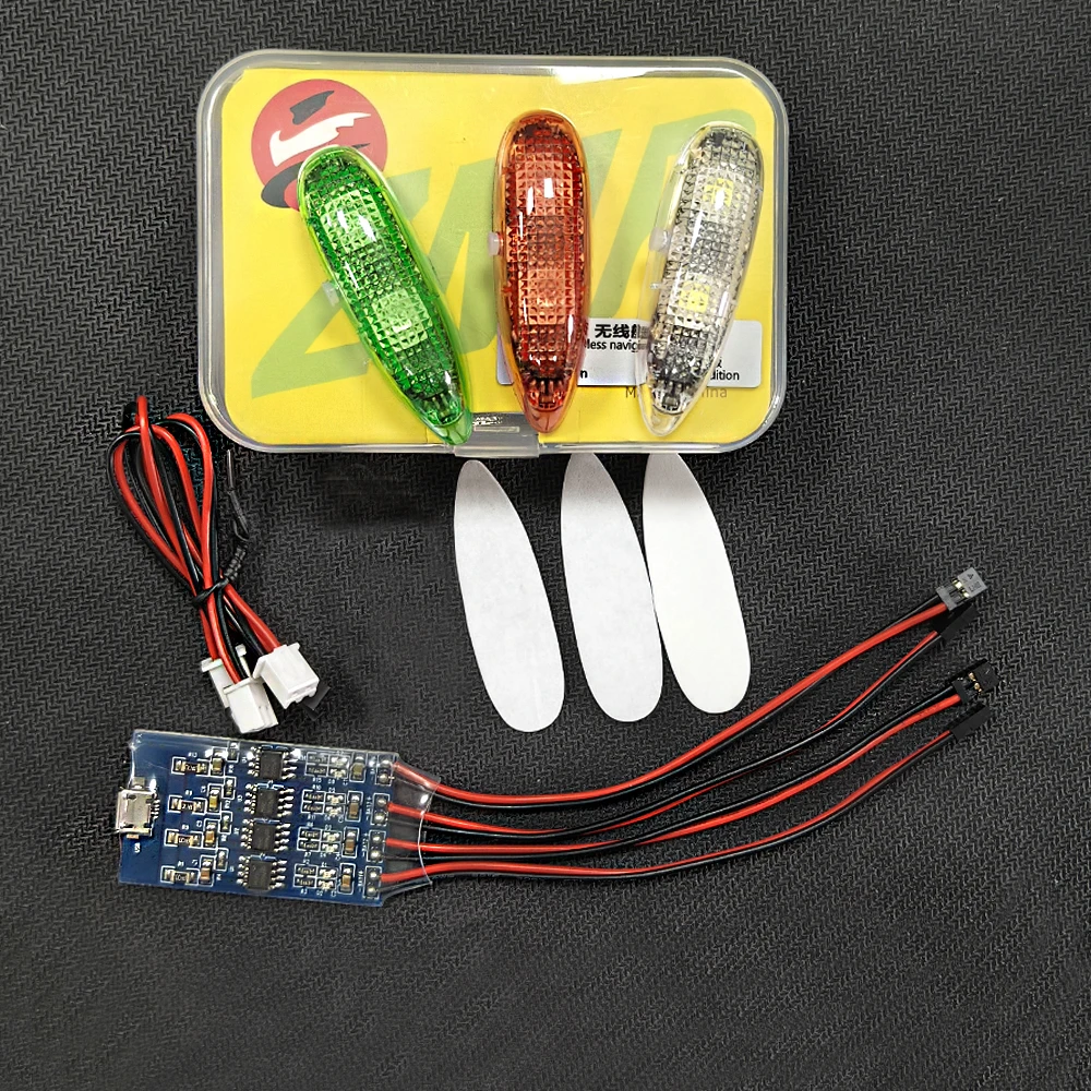 ZMR III Draadloos navigatielicht 1S Oplaadbaar 4 modi LED-verlichting Geschikt voor RC-vliegtuig UAV met vaste vleugels FPV Drone-speelgoed