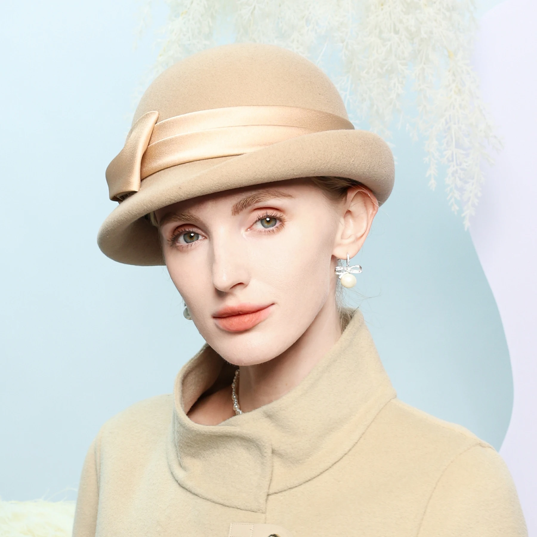 FS Camel Wool Bowler Hats For Women Elegant Church Hat With Bowknot Winter Fedora Millinery Luxury Curl Brim Wedding Derby Cap