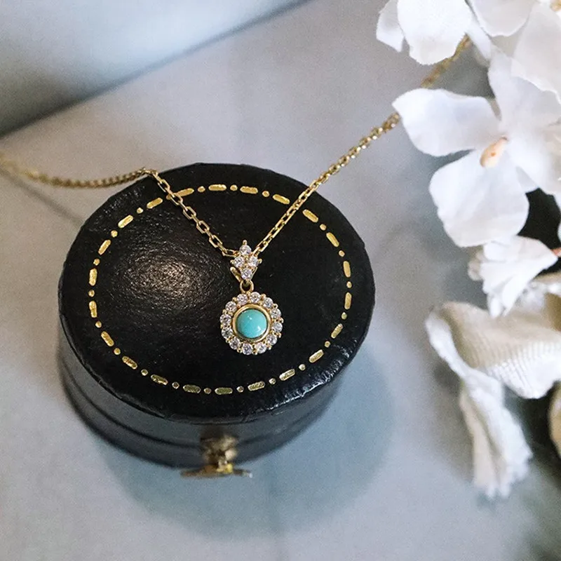 

Exquisite Vintage Small Green Turquoise Gemstone Pendant Necklaces for Women Ladies' 14K Gold Filled Pure Silver 925 Choker Gift