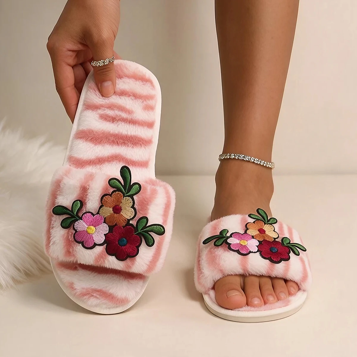 Women Flower Embroidery Plush Open Toe Slippers Soft Furry Flat Non Slip Indoor Bedroom Home House Shoes Warm Fluffy Fur Slides