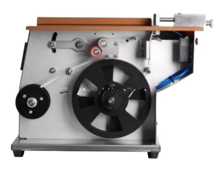 

Semi-automatic Rectangular Sticker Self-Adhesive Sealer Corner Labeling Machine Carton Sealing Machine for Boxes Corner Packing