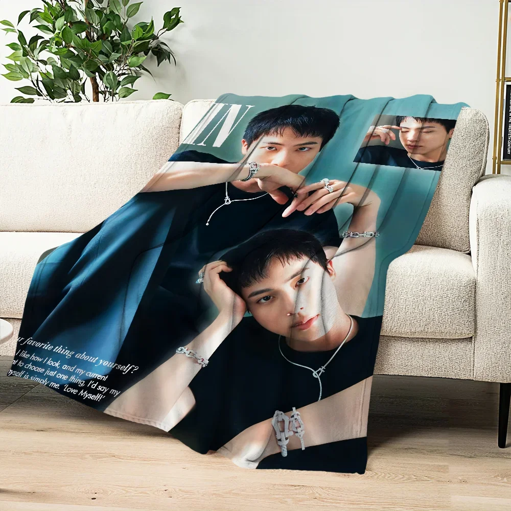 بطانية الفانيلا الدافئة الراحة المعبود J-Jin SINGER بطانية قطيفة ناعمة للأريكة غرفة المعيشة kpop مكتب غرفة نوم هدية السفر #1
