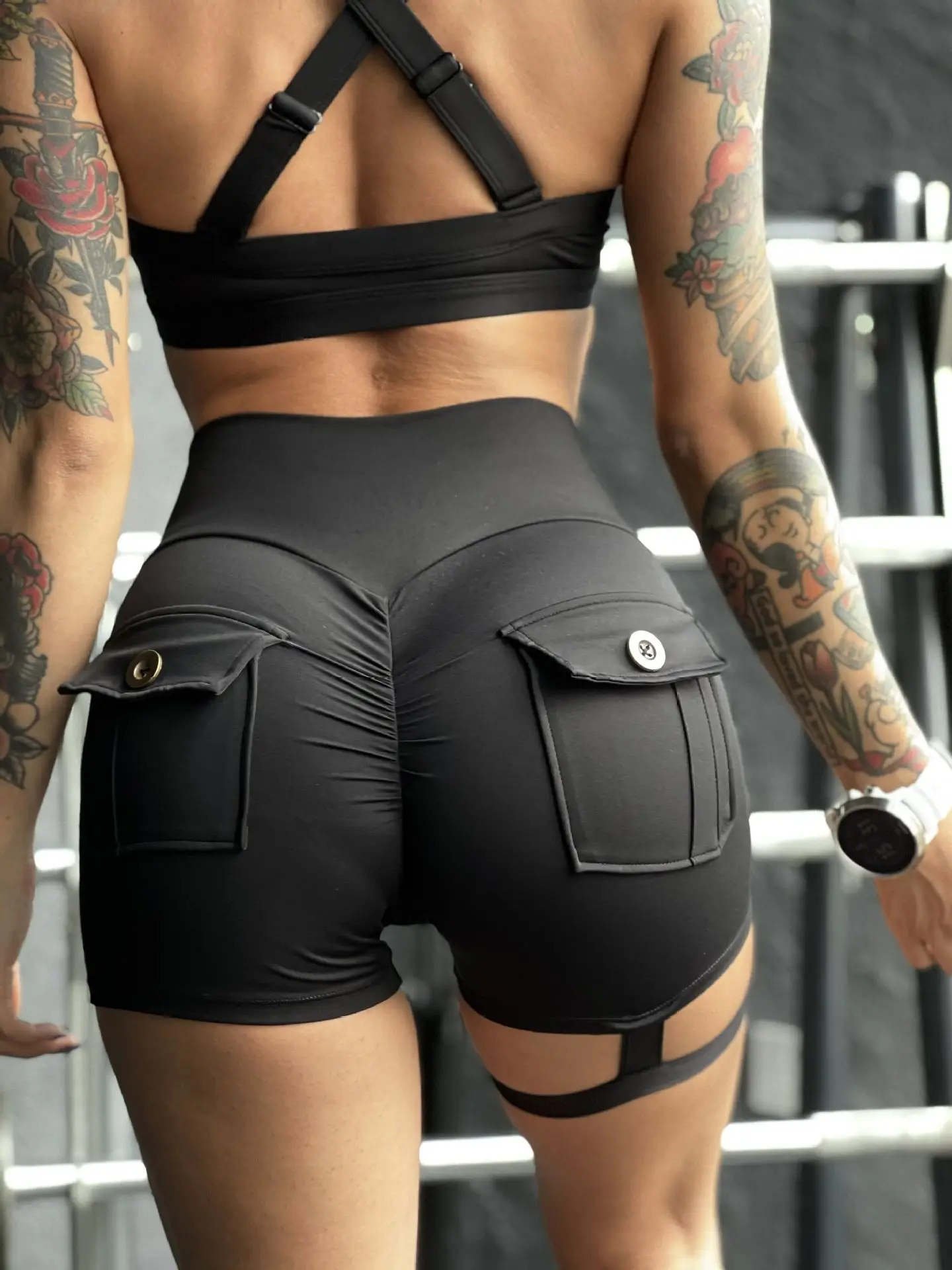 Cargo pocket fitness shorts women's tight leg loop sweatpants peach butt yoga pants - Image 3