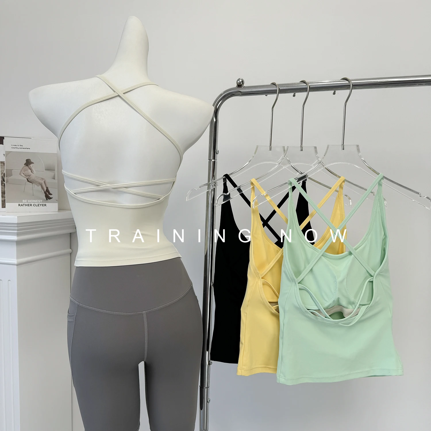 

Fitness clothing beautiful back yoga vest with chest pad shock-proof sports bra slimming Pilates training top