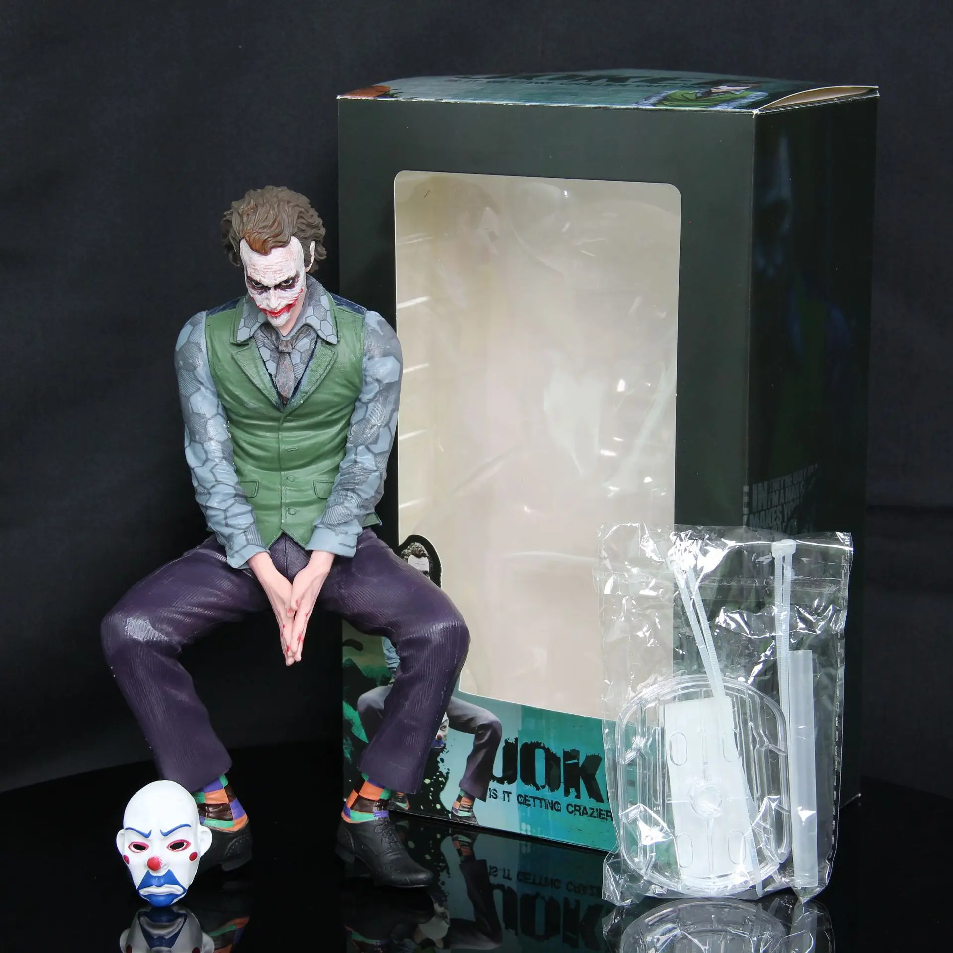 24cm The Joker Figure Car Decoration Model Romeo Heath Ledger Action Figures Statue Collection Desk Ornament Kid Christmas Gift