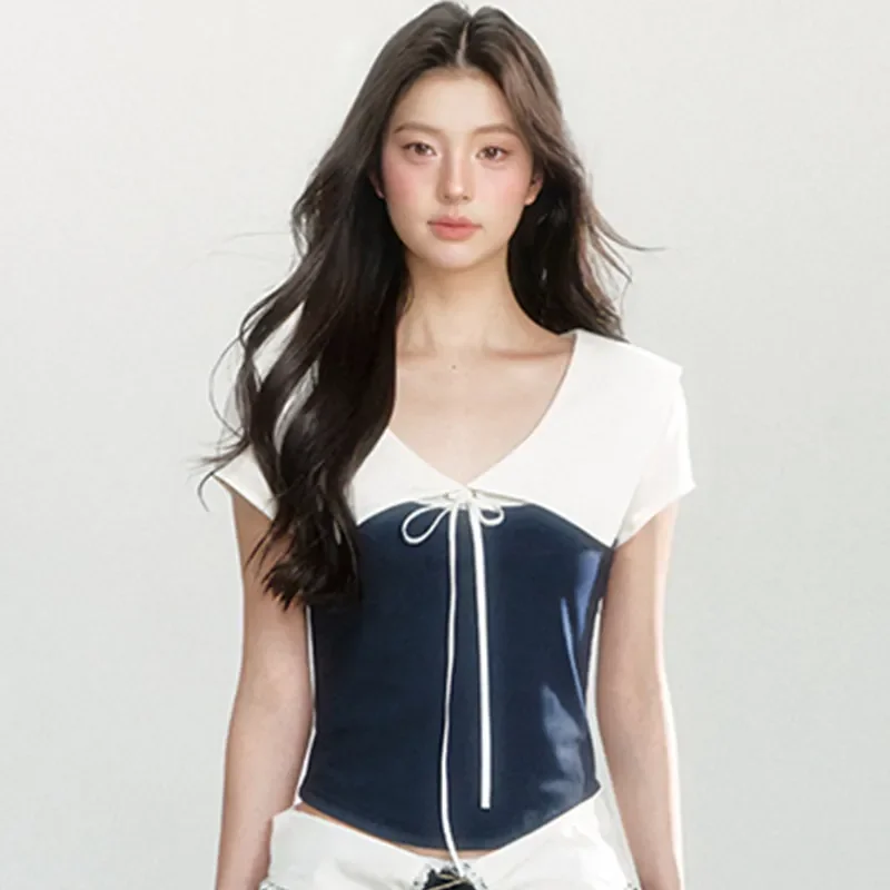 Women's Contrast Color V-Neck Corset Crop Top with Front Tie Detail Casual Fitted Blouse