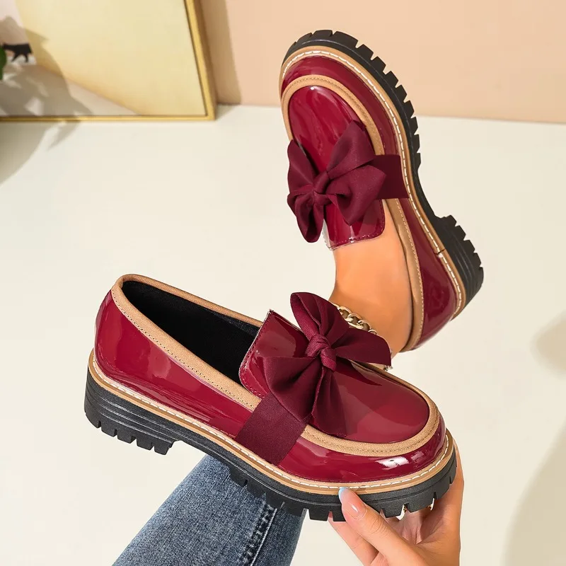 2026 New Bow Decor Round Toe Anti Slip Women's Loafers Fashion Simple Thick Soled Wear Resistant Comfort Women Single Shoes