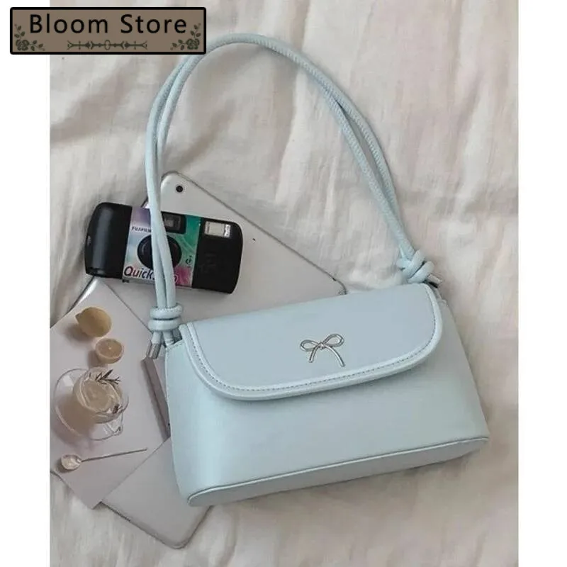 

Bloom Haruku Blue Underarm Purse Women Hot Girls Sweet Cute Leather Baguette Bags Female Vintage Y2k Messenger Bag Chic