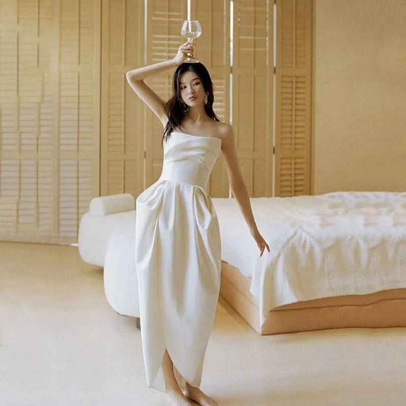 

Bralette-style Lightweight Wedding Dress for Brides, Minimalist Korean-inspired French Split Skirt with Tulle and Satin Fabric