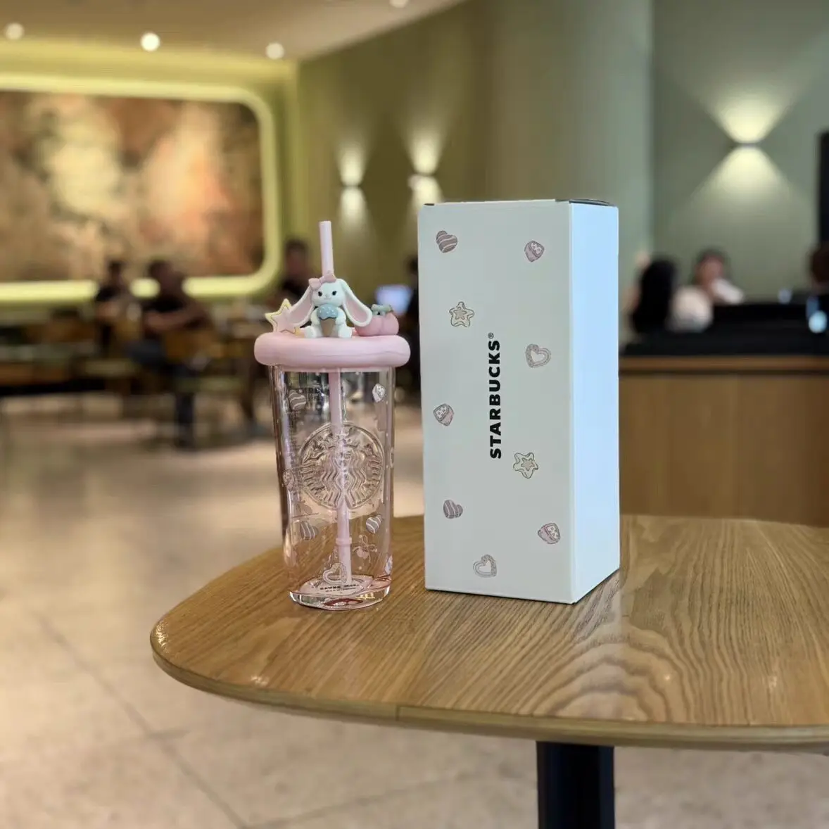 Cute Bear Shaped Glass Straw Cup Creative Transparent Water Bottle Portable Drinking Mug Gift For Adults - view 5