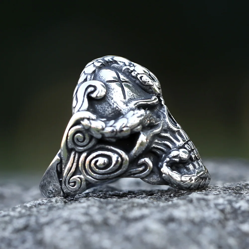 2023 Men's 316L stainless steel rings Calvarium Skull ring Gothic Biker Motorcycle with snake Jewelry for Gifts free shipping