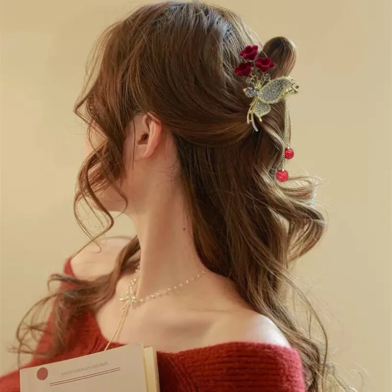 

Sparkling Leaf Red Bead Tassel Hair Grab Women's Fashion Accessory Elegant Hair Ornament with Shiny Leaves And Beads