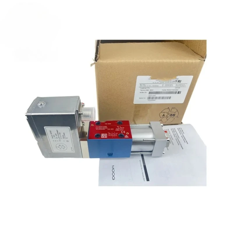 D633-303B hydraulic servo valve D664 D662 D661 D634 D635 D633 series D633-303B R02KO1M0NSM2 servo proportional control valve