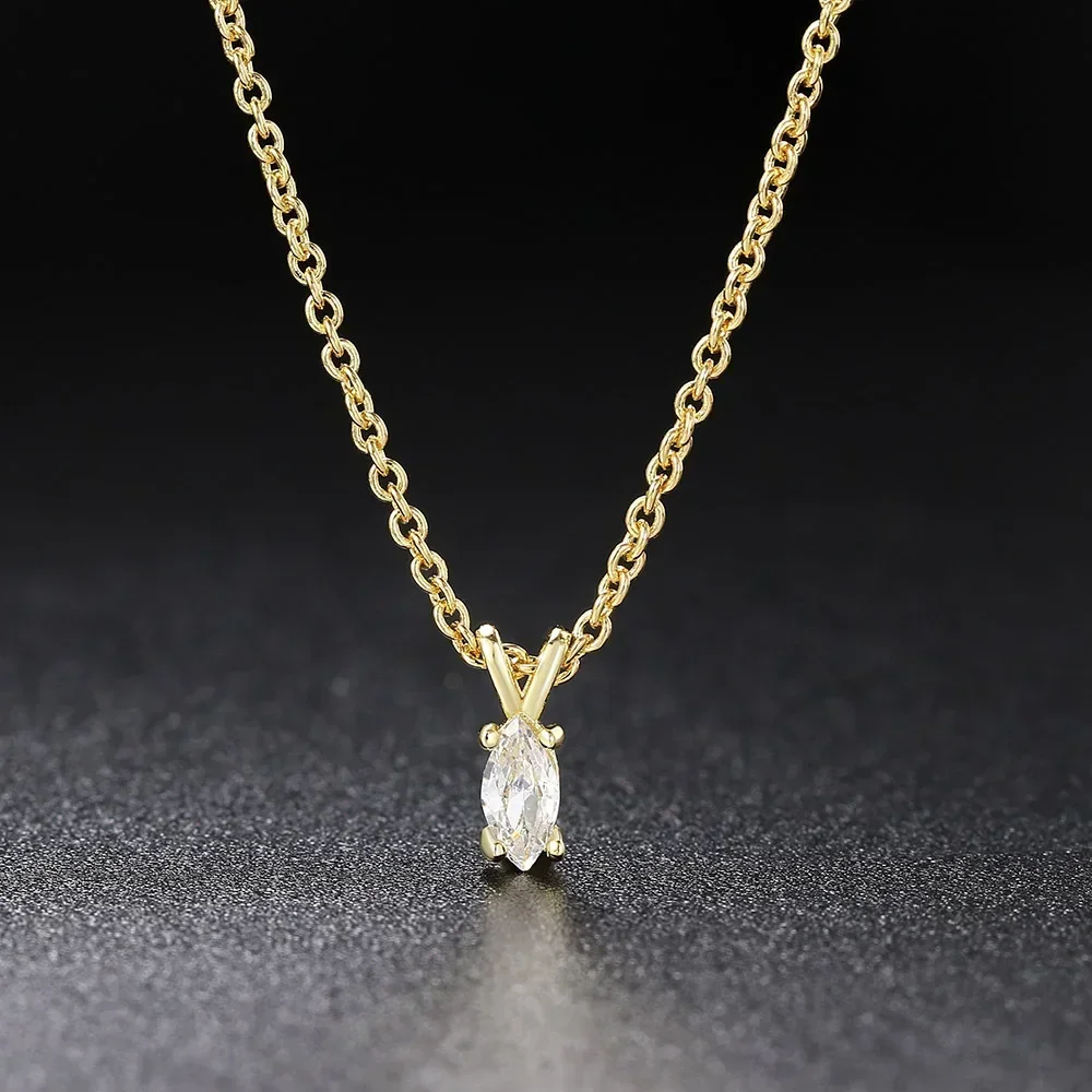

Y2K New Stainless Steel Personalized Women Light Luxury Shiny Zircon Girl Necklace Fashion Exquisite Jewelry Festival Gift