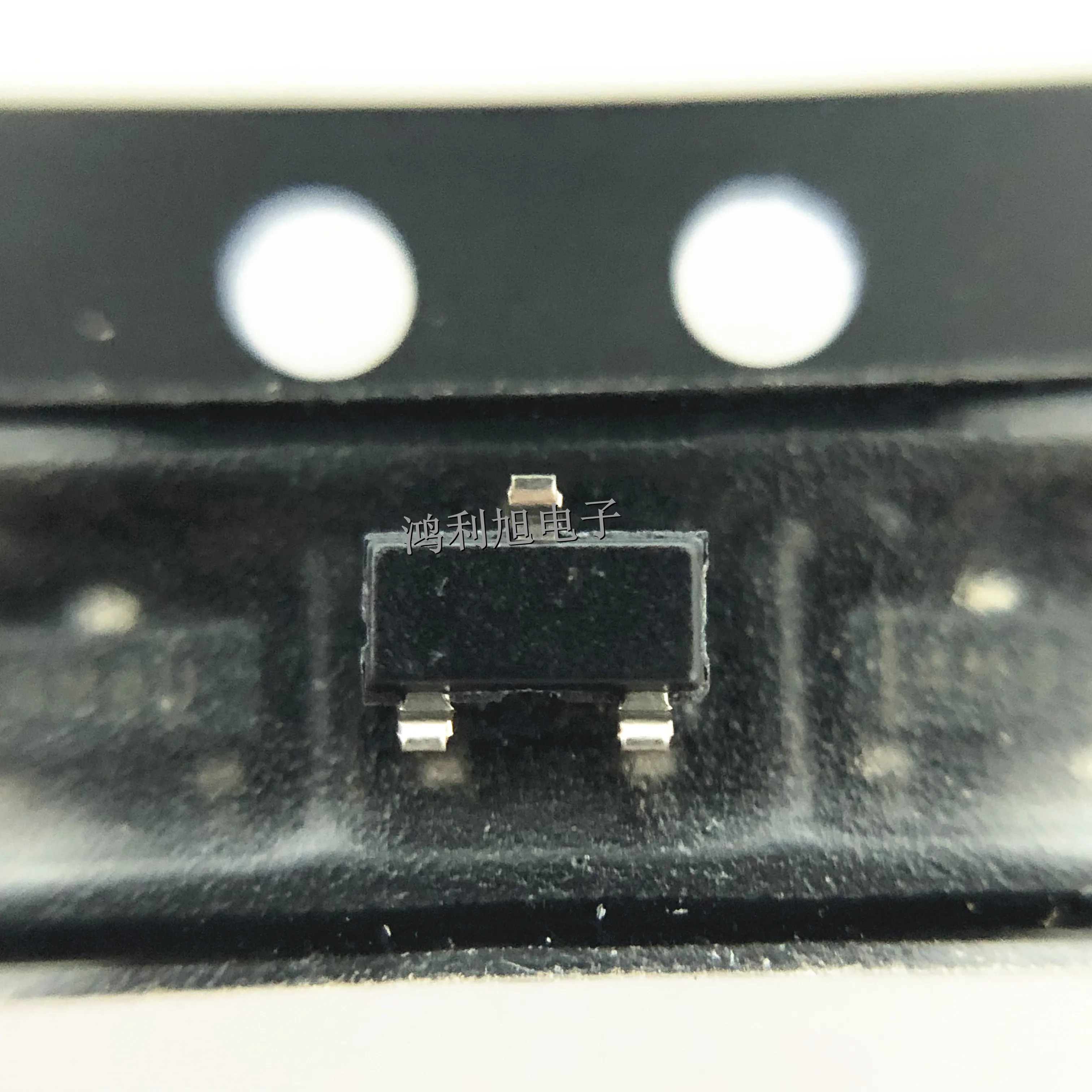 10PCS/Lot LM4040C41IDBZR MARKING:4M4U V-Ref Fixed 4.096V 15mA 3-Pin SOT-23 T/R