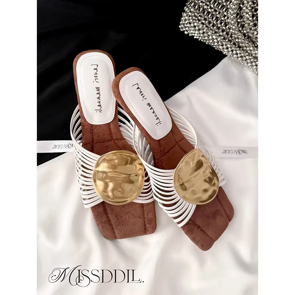 Frenchhaute coutureNiche thin strap summer women's sandals,hollow-out extremely beautiful single-strap sandals with metal buckle