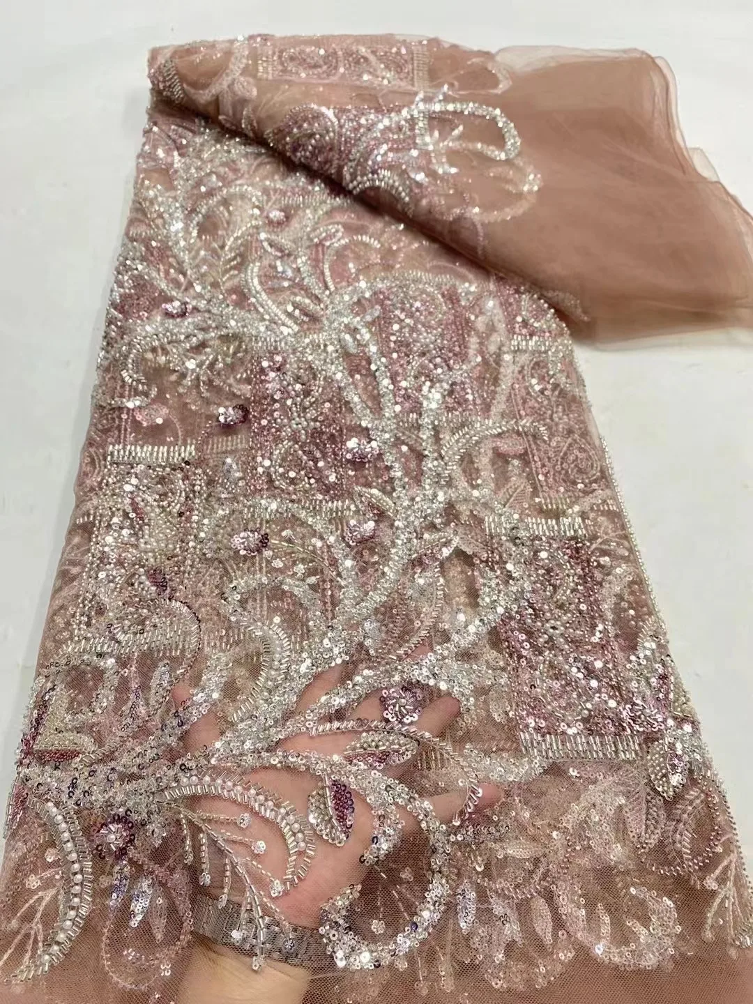 

High End 5Y Africa Fashion New Design High Quality Handmade Embroidery Net Lace With Beads Sequins For Party Evening Women Dress