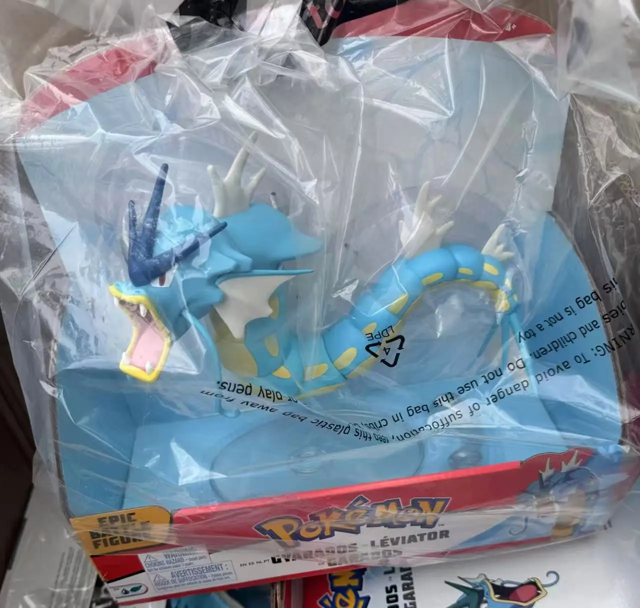 

Genuine Joints Can Move Action Figure Anime Peripheral WCT Gyarados 27CM Model Toy